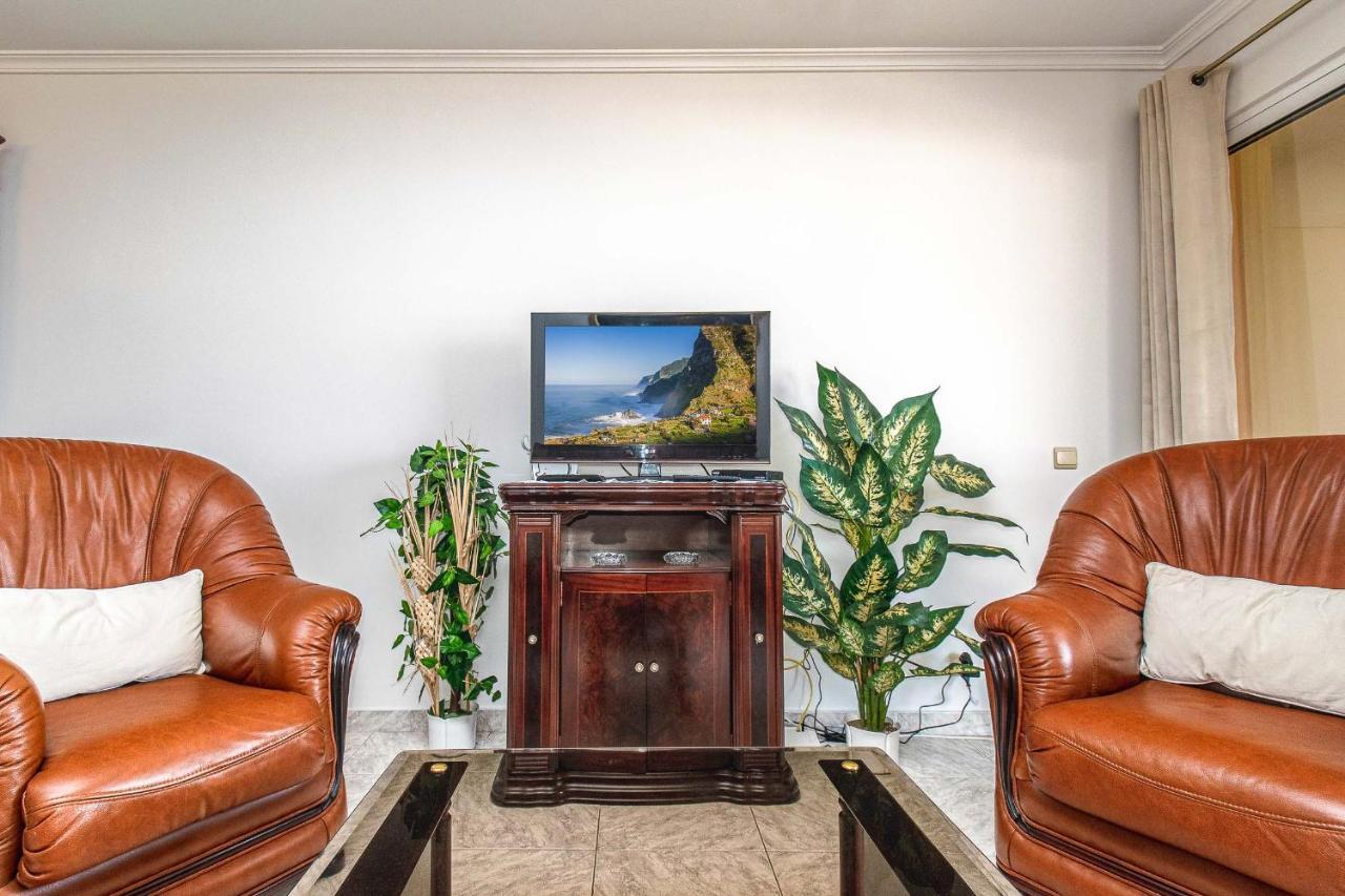 Sea And Sunset View Apartment In Funchal Eksteriør billede