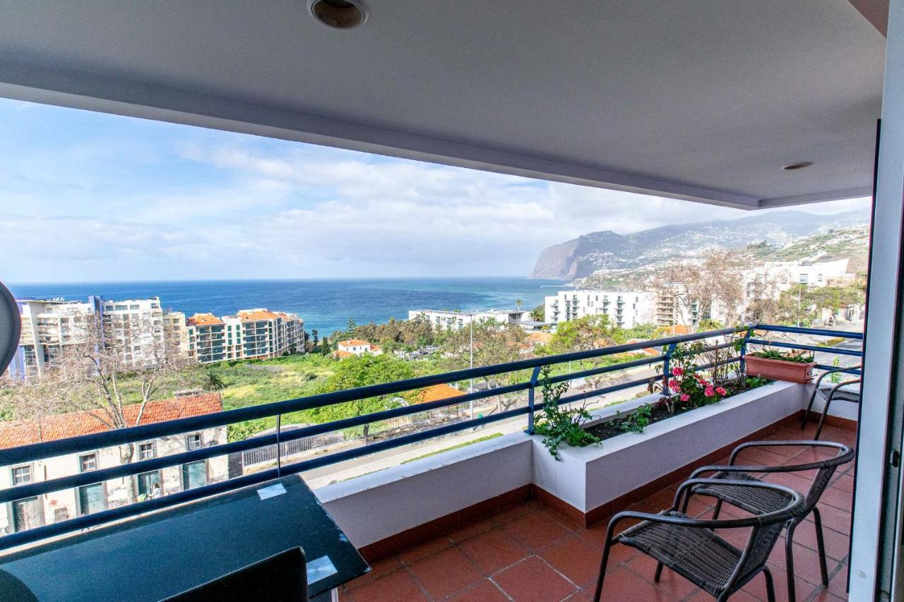 Sea And Sunset View Apartment In Funchal Eksteriør billede